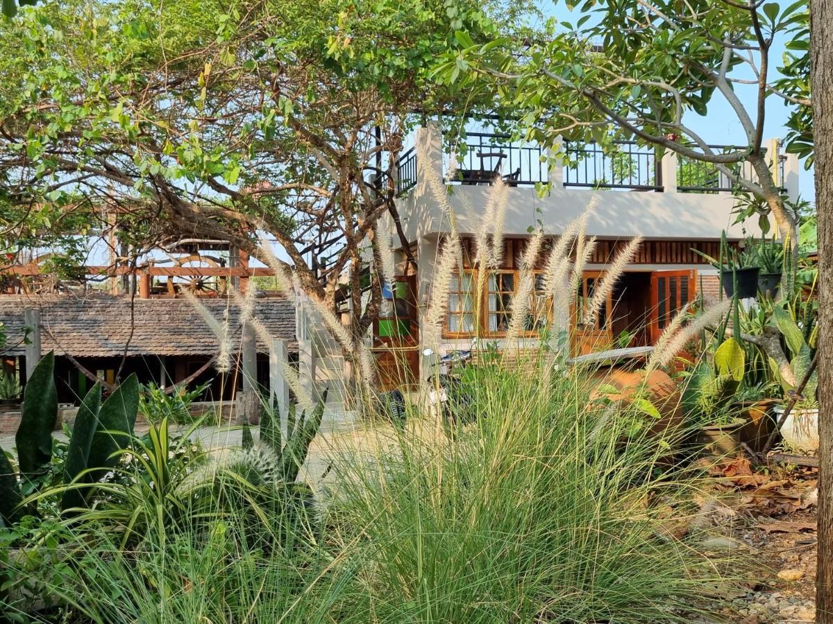 Hello Sichang Bungalow Ko Si Chang Luaran gambar