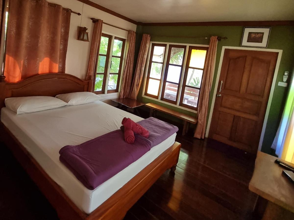 Hello Sichang Bungalow Ko Si Chang Luaran gambar