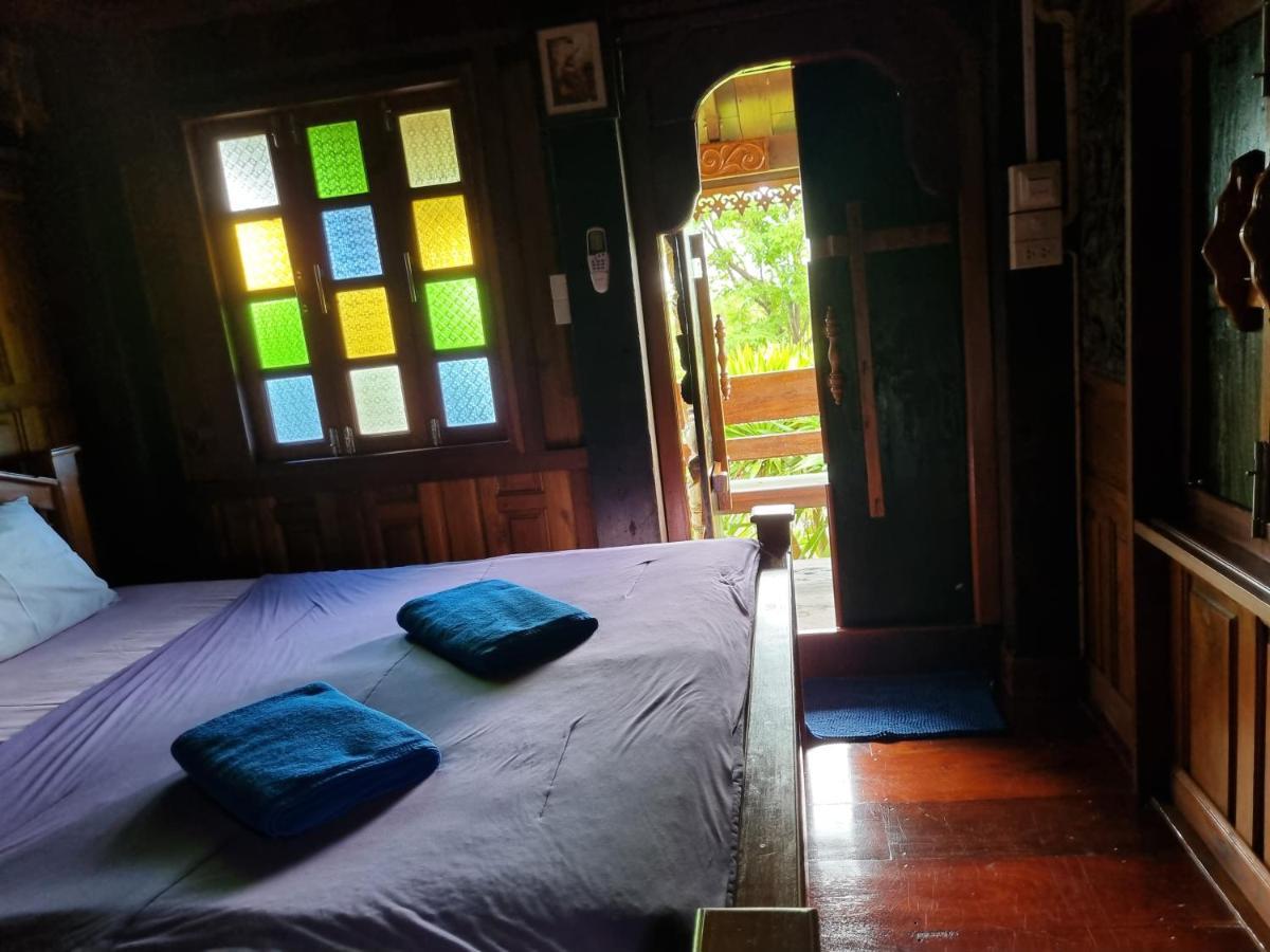 Hello Sichang Bungalow Ko Si Chang Luaran gambar