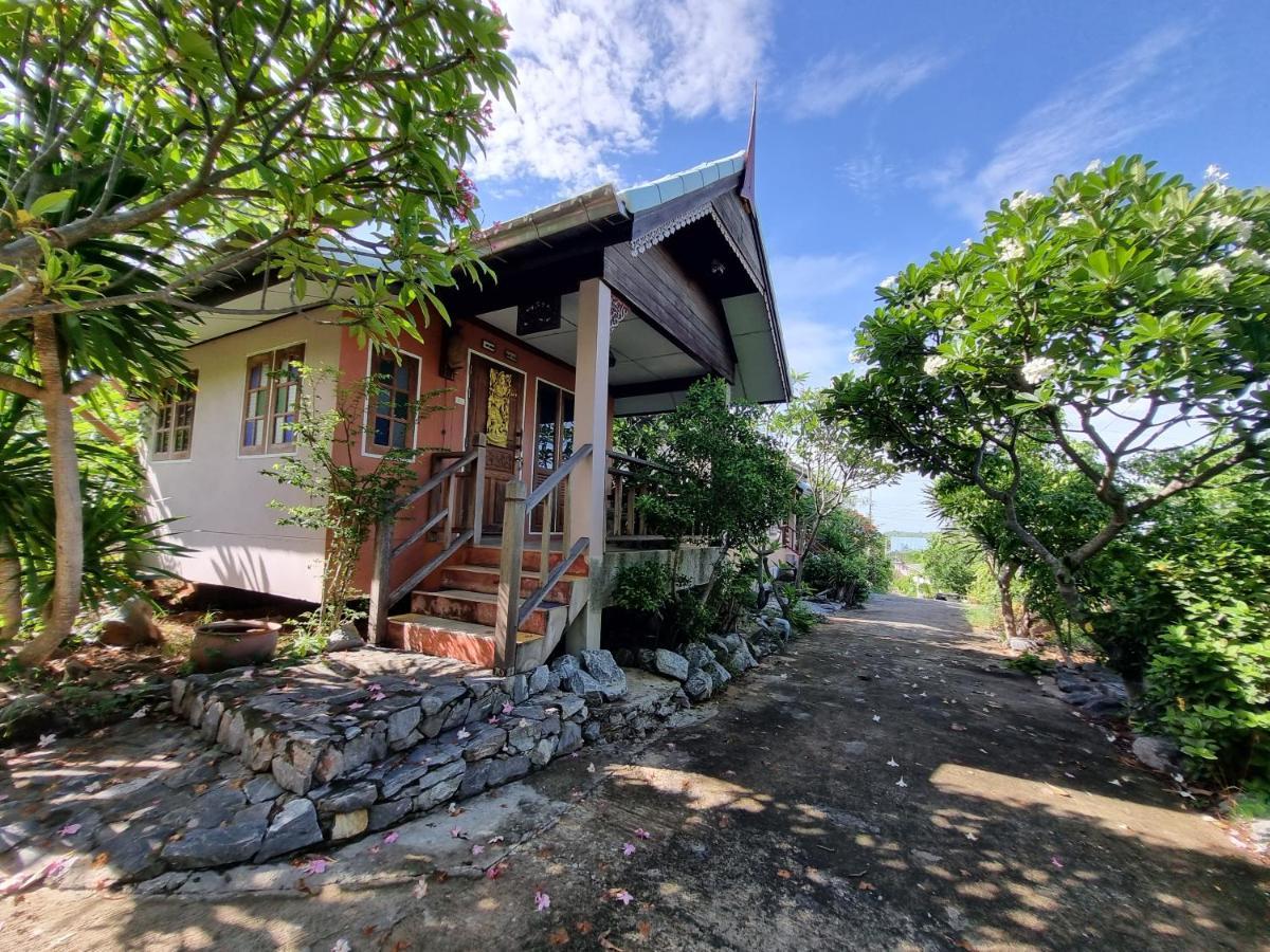 Hello Sichang Bungalow Ko Si Chang Luaran gambar
